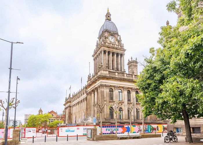 The Headrow, Centre Apartment