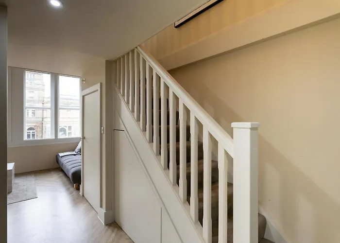 The Headrow, Centre 리즈